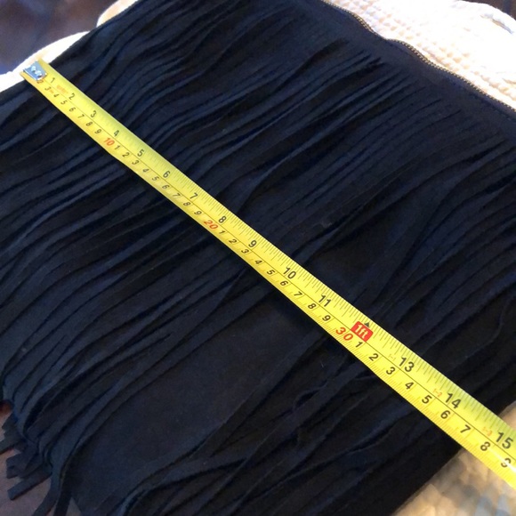 Street Level Faux Suede Fringe detailed folding large clutch, gold-tone zipper - Picture 8 of 9